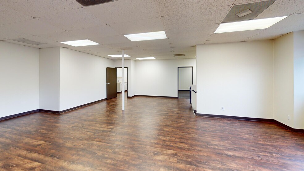 More Photos Of 2698 Junipero Ave, Long Beach Light Distribution For Lease