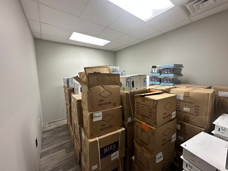 More Photos Of 4485 N Industrial Dr, Cumming Warehouse For Lease