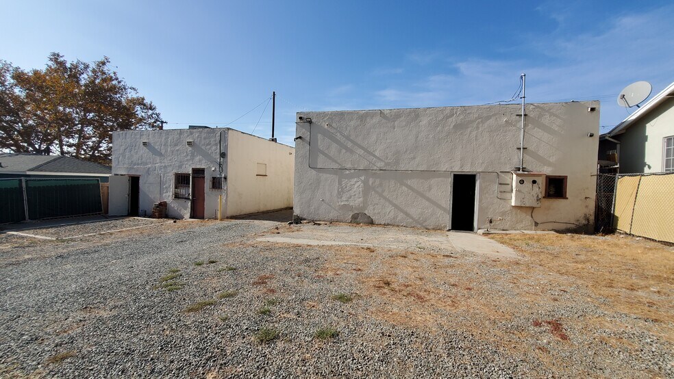 More Photos Of 1736-1740 N Sierra Bonita Ave, Pasadena Office Residential For Lease