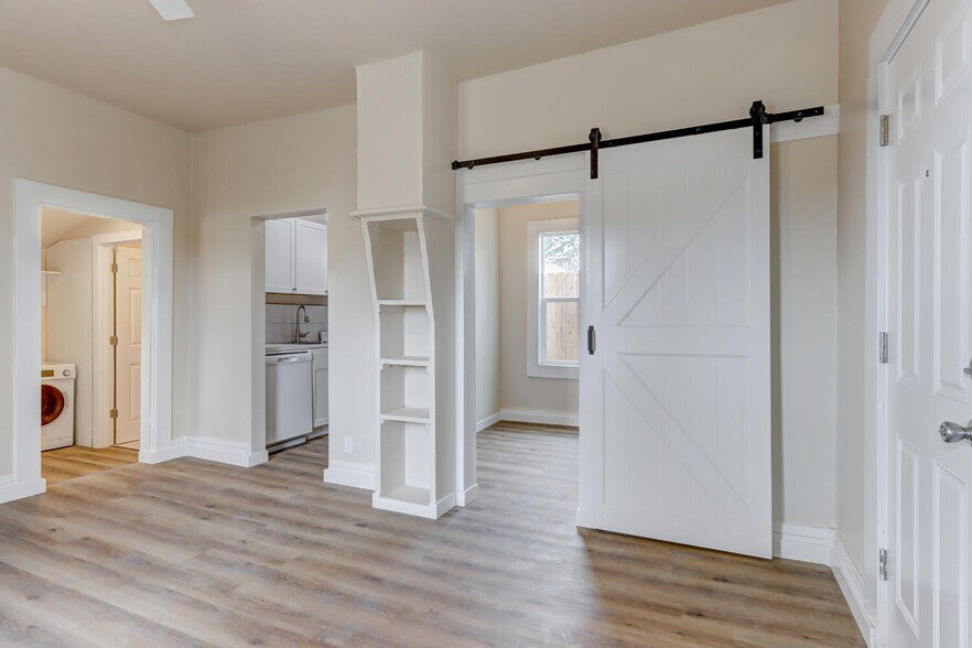 More Photos Of 218 N Avenue C, Kuna Apartments For Sale