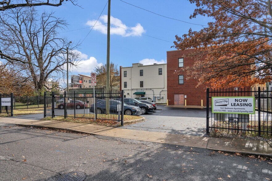 More Photos Of 942 Jefferson St, Nashville Apartments For Sale