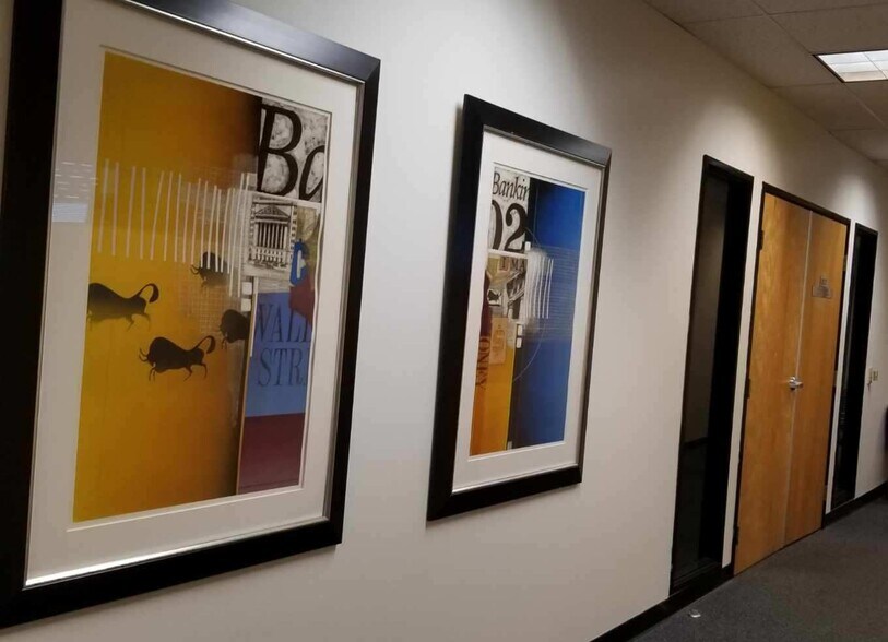More Photos Of 6060 W Manchester Ave, Los Angeles Office For Lease