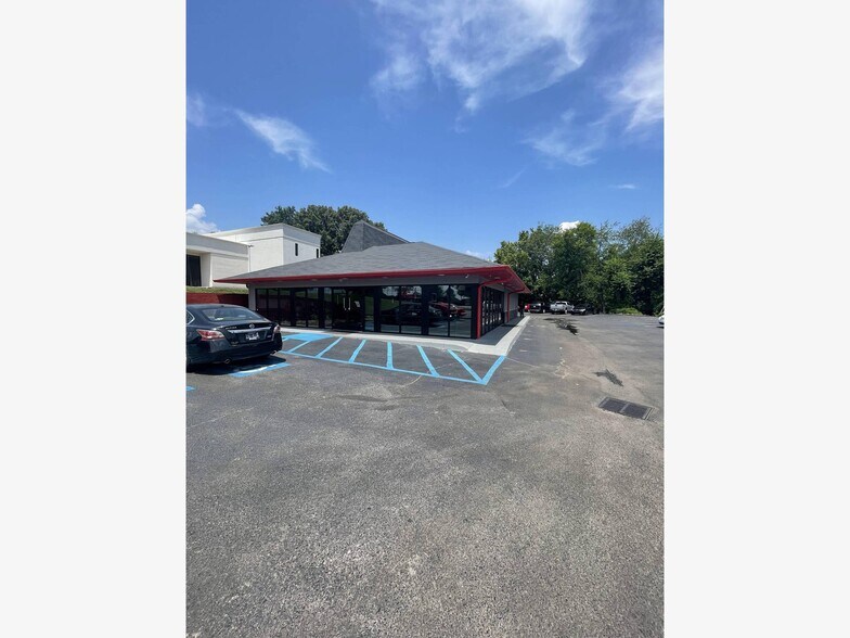 More Photos Of 4511 Highway 58, Chattanooga Freestanding For Sale