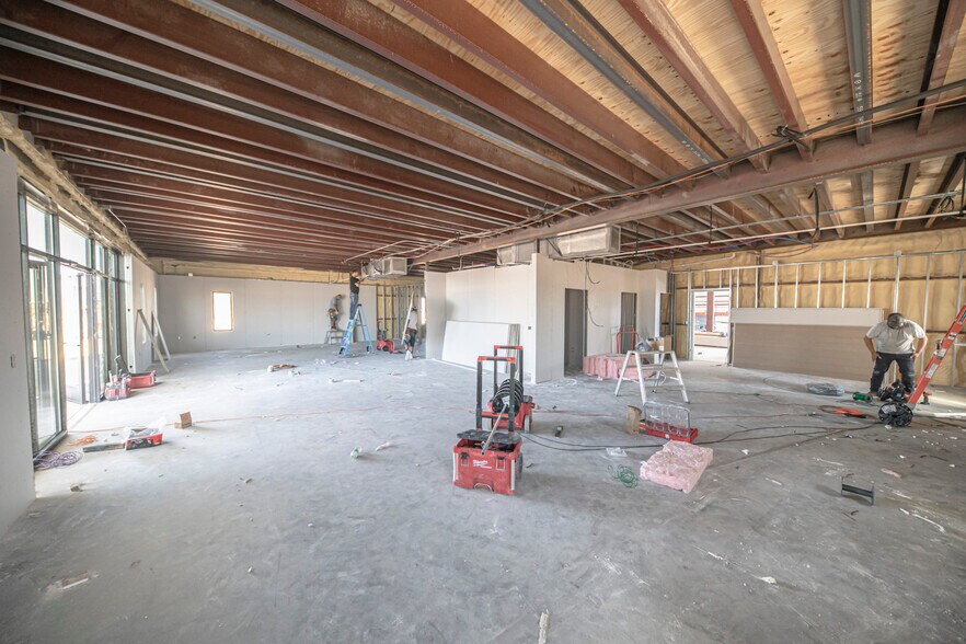 More Photos Of 16761 W Basin St, Odessa Warehouse For Sale