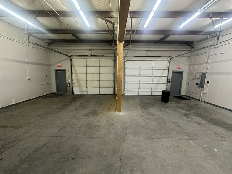 More Photos Of 1129 Corporation Pky, Raleigh Showroom For Sale
