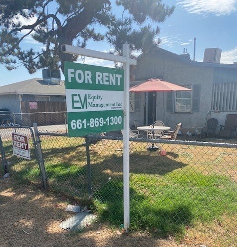 More Photos Of 123 W McCord Ave, Bakersfield Manufactured Housing Mobile Home Park For Sale