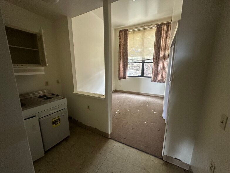 More Photos Of 215 Lelia St, Pittsburgh Apartments For Sale