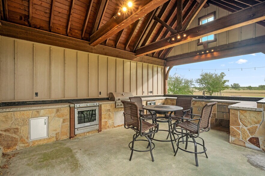 More Photos Of 2538 County Road 223, Floresville Land For Sale