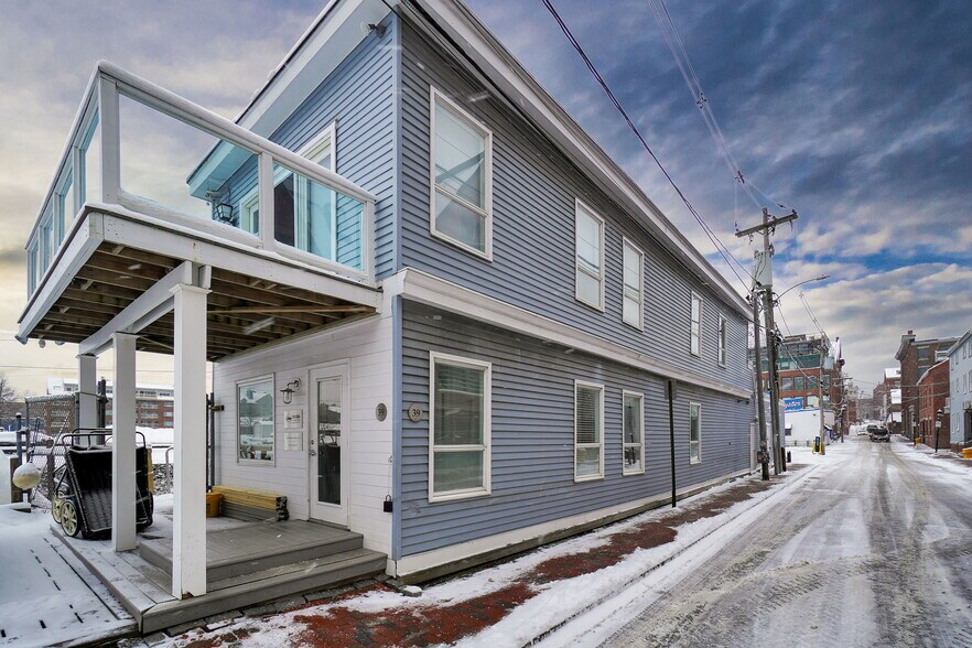 More Photos Of 39 Portland Pier, Portland Loft Creative Space For Lease