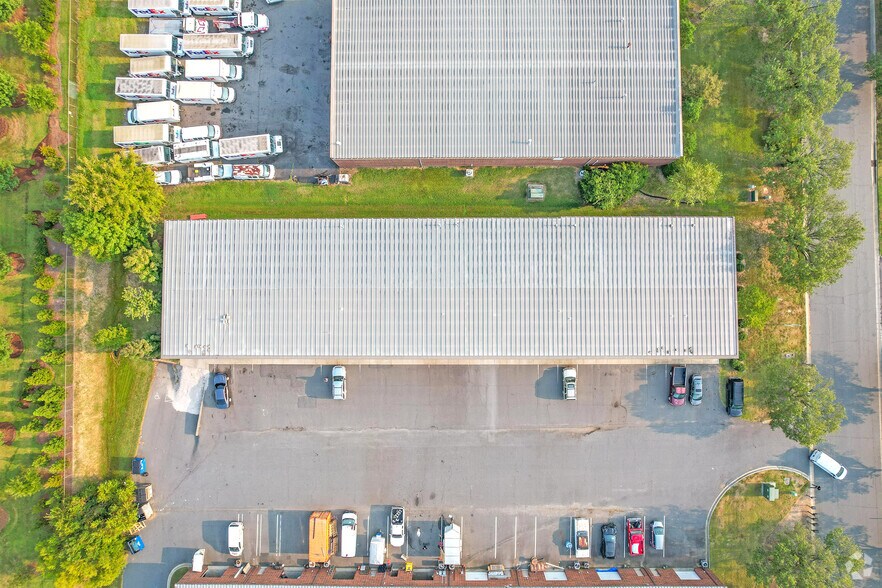 More Photos Of 3515 Centre Cir, Fort Mill Warehouse For Lease