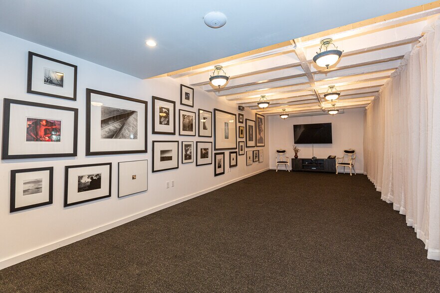 More Photos Of 1069-1073 Howard St, San Francisco Storefront Retail Office For Sale