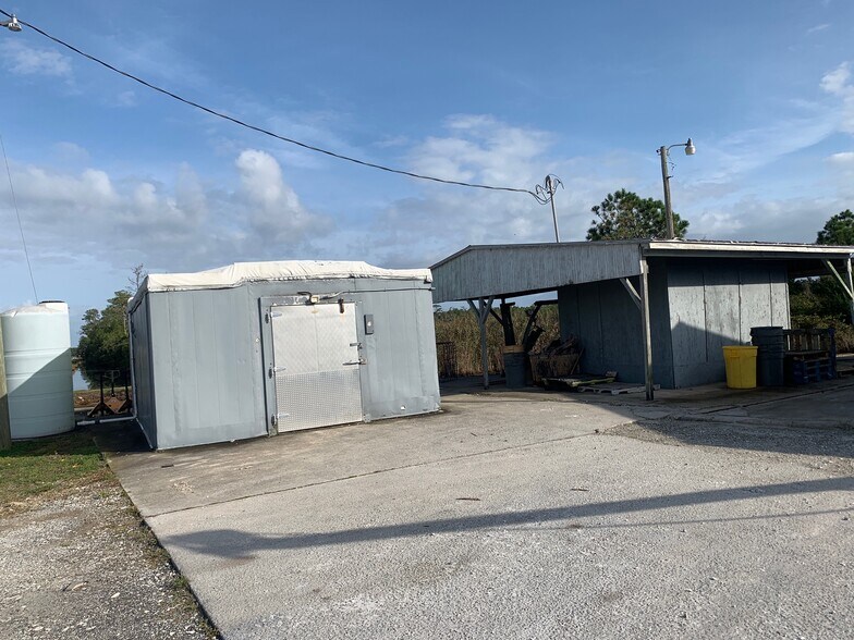 More Photos Of 975 Gull Rock Rd, Engelhard Warehouse For Sale