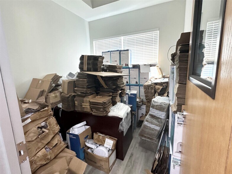 More Photos Of 4116 W Spring Creek Pky, Plano Medical For Sale