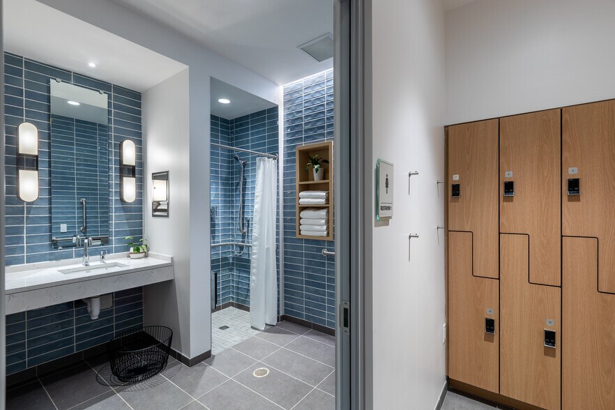 More Photos Of 3901 N Fairfax Dr, Arlington Office For Lease