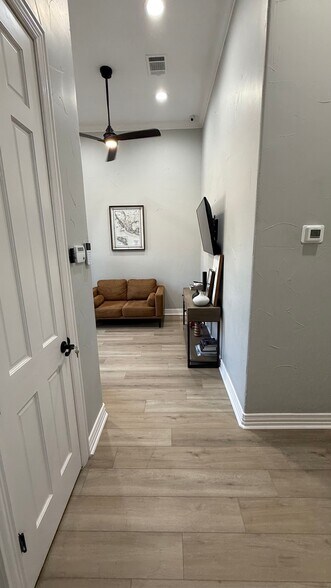 More Photos Of 7000 Parkwood Blvd, Frisco Office For Lease