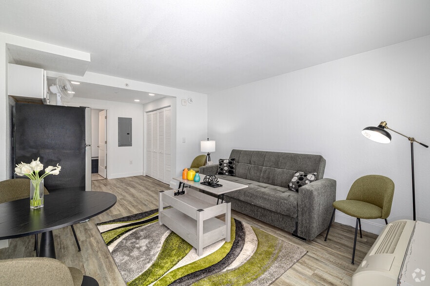 More Photos Of 6029 W Irlo Bronson Memorial Hwy, Kissimmee Apartments For Lease