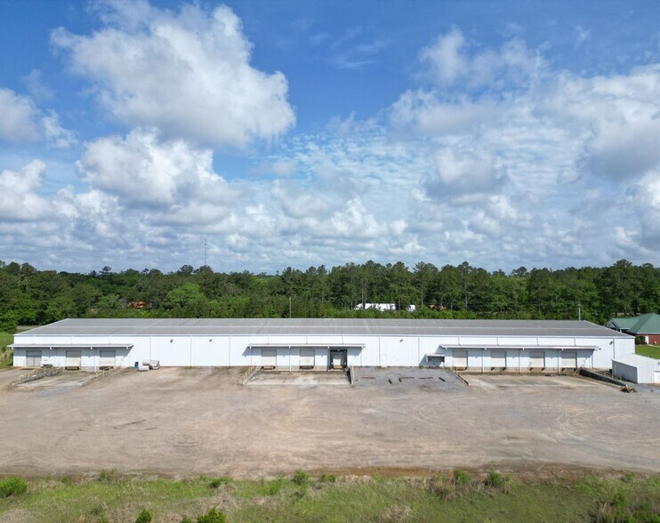 More Photos Of 9800 I 65 Service Rd S, Creola Warehouse For Lease