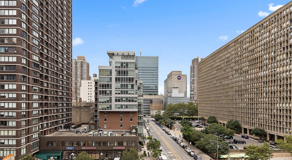 More Photos Of 251 E 33rd St, New York Medical For Lease