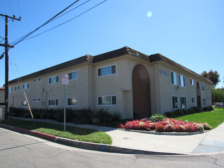 More Photos Of 17100 Downey Ave, Bellflower Apartments For Sale