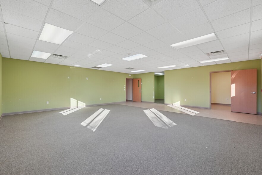 More Photos Of 250 Quarry Rd, River Falls Daycare Center For Sale