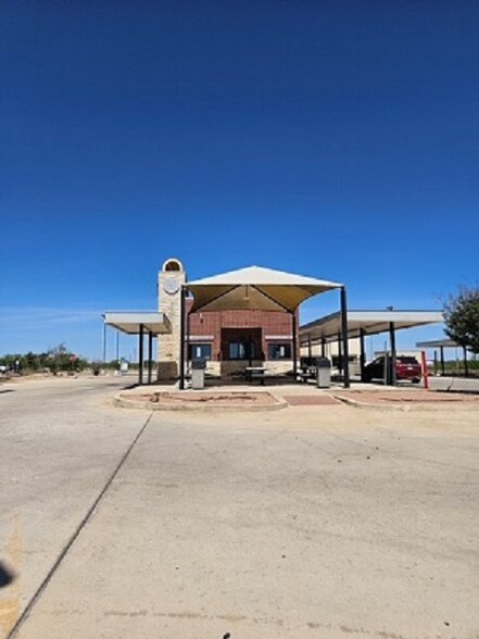 More Photos Of 619 N Interstate 35, Cotulla Fast Food For Sale