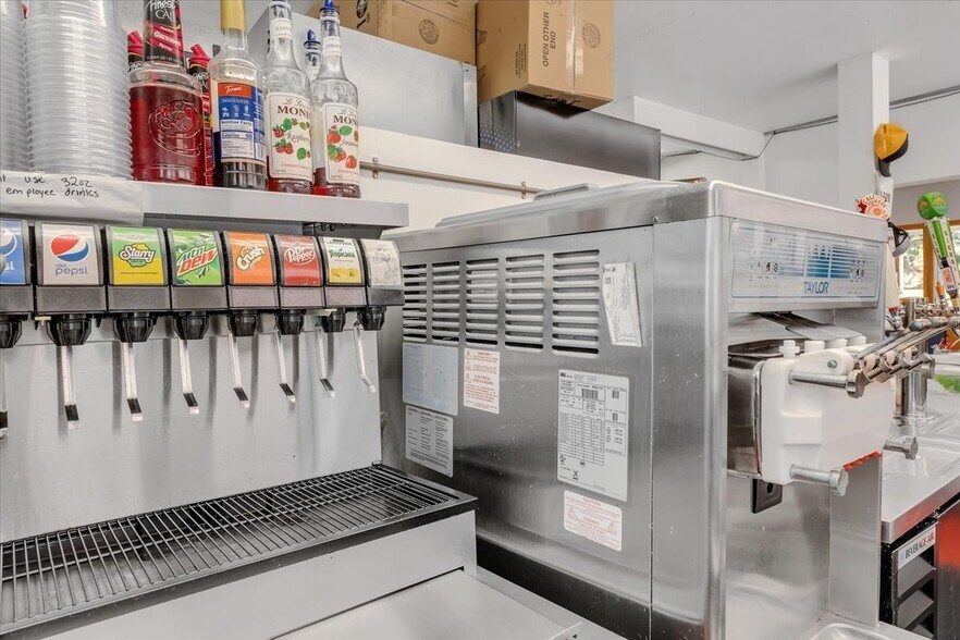 More Photos Of 22652 Parrotts Ferry Rd, Columbia Restaurant For Sale