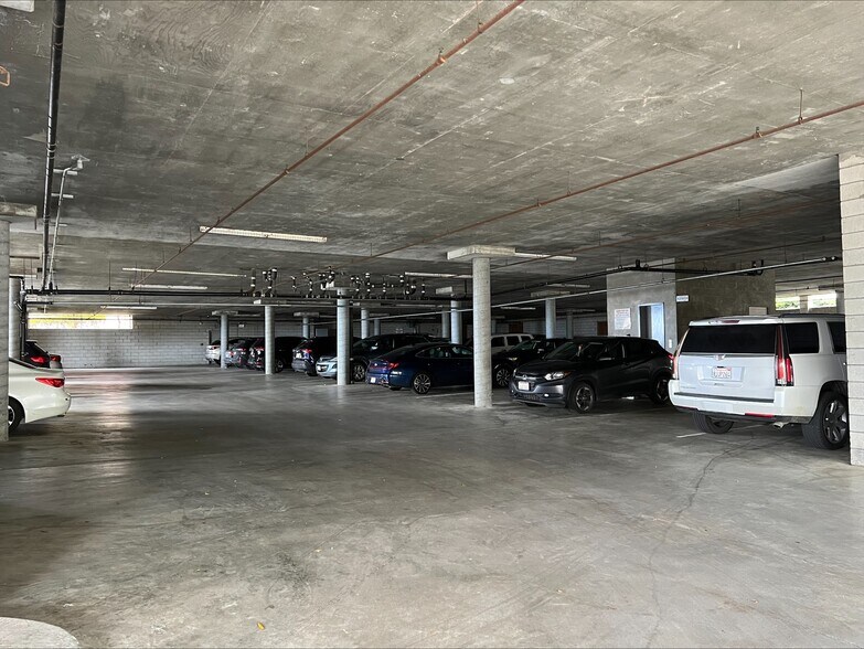 More Photos Of 2511 Garden Rd, Monterey Unknown For Lease