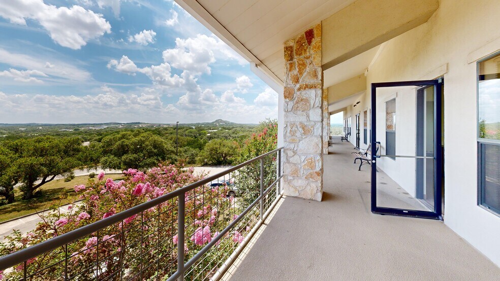 More Photos Of 180 Joe Wimberley Blvd, Wimberley Medical For Lease
