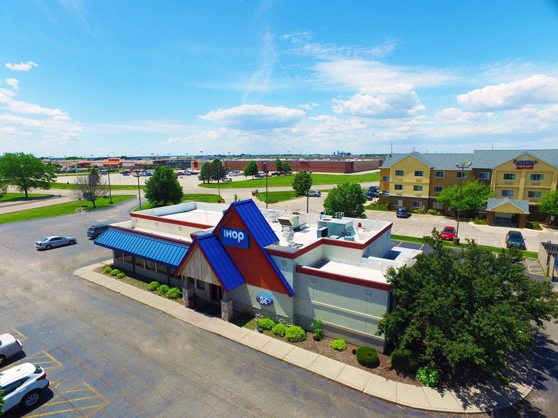 Primary Photo Of 4383 Venture Dr, Peru Restaurant For Sale