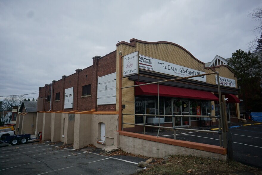 More Photos Of 540-534 Pawling Ave, Troy Freestanding For Lease