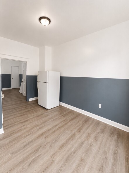 More Photos Of 7020 Woodland Ave, Philadelphia Apartments For Sale