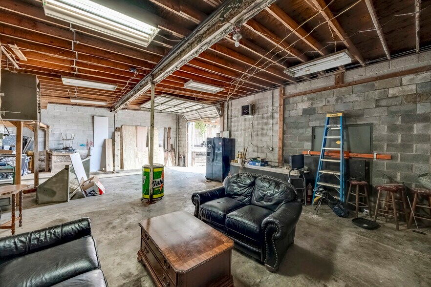 More Photos Of 422 Fryes Ln, Danville Sports And Entertainment For Sale