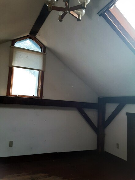 More Photos Of 329 Kent Rd, New Milford Apartments For Sale