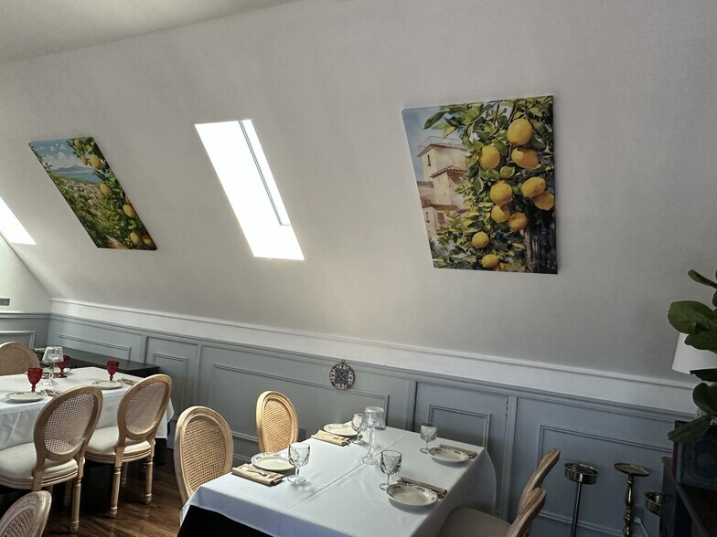 More Photos Of 141 Mansion Ave, Staten Island Restaurant For Sale