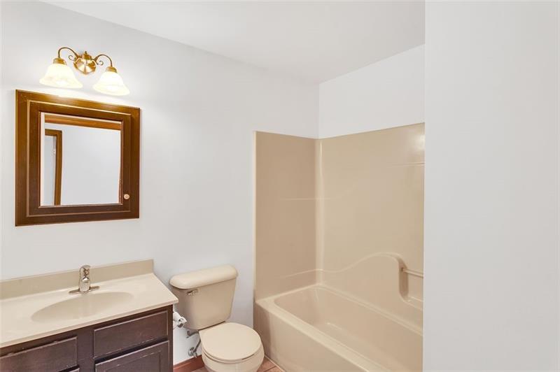 More Photos Of 457 2nd St, California Apartments For Sale