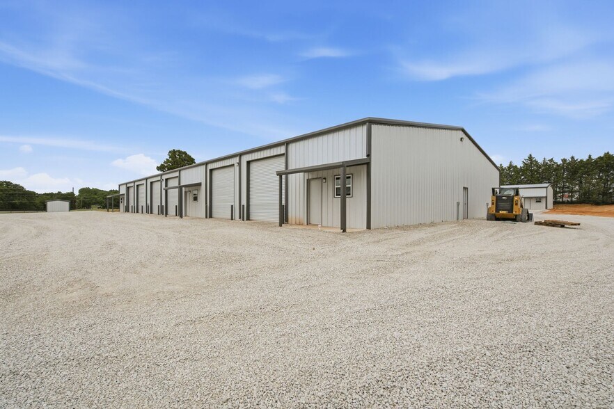 More Photos Of 14005 FM 730 N, Azle Industrial For Lease
