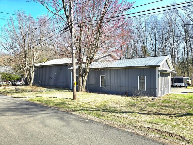 More Photos Of 60 Central Ave, Bloomfield Industrial For Sale