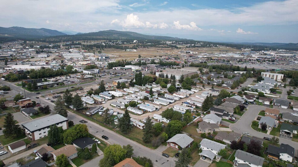 Primary Photo Of 2025 N 10th St, Cranbrook Manufactured Housing Mobile Home Park For Sale