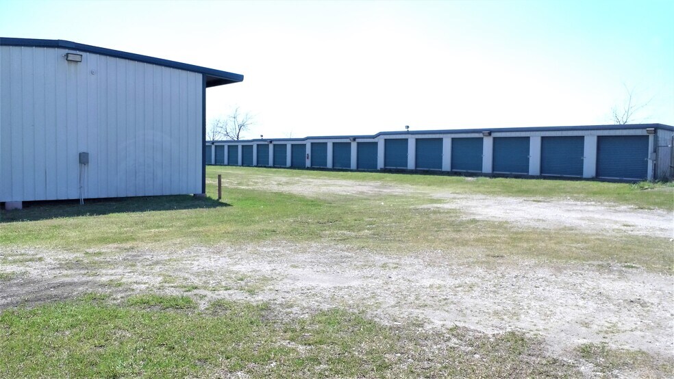 More Photos Of 4600 I-30 Frontage Rd, Rockwall Self Storage For Sale