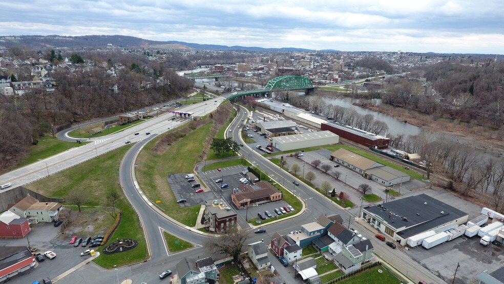 More Photos Of 80 Broad St, Phillipsburg Office Residential For Sale