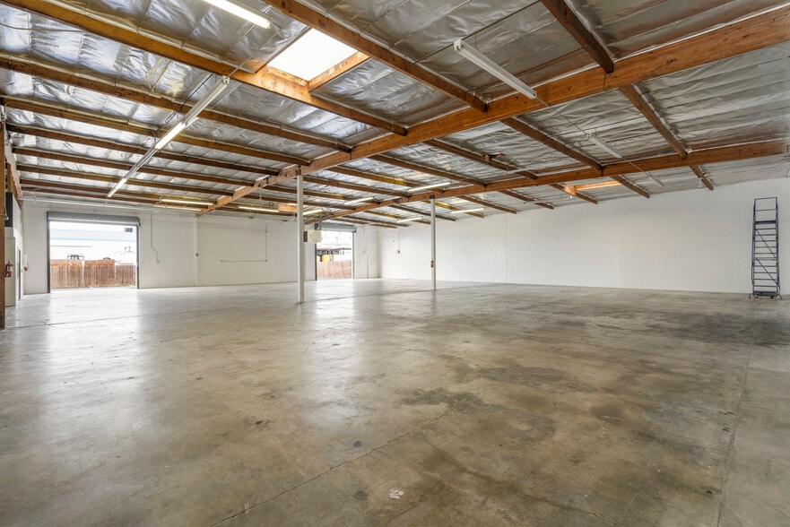 More Photos Of 2505 Amaral Ct, Hayward Warehouse For Sale