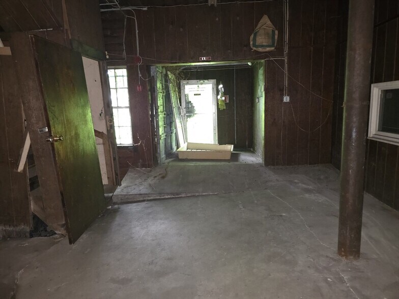 More Photos Of 380-382 4th St, Fall River Warehouse For Sale