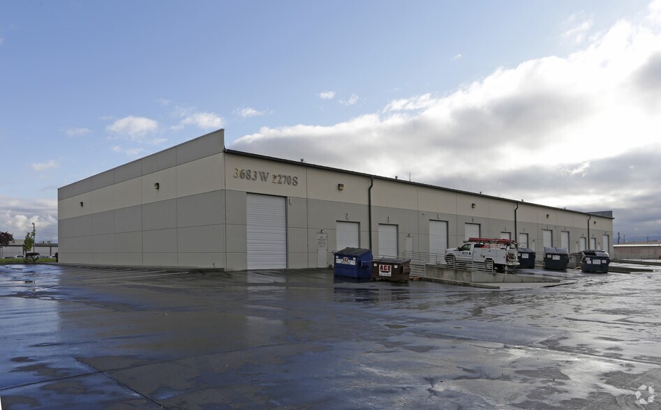 More Photos Of 3683 W 2270 S, Salt Lake City Light Manufacturing For Lease