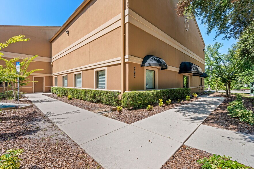 More Photos Of 585 Commonwealth Blvd, Port Orange Manufacturing For Sale