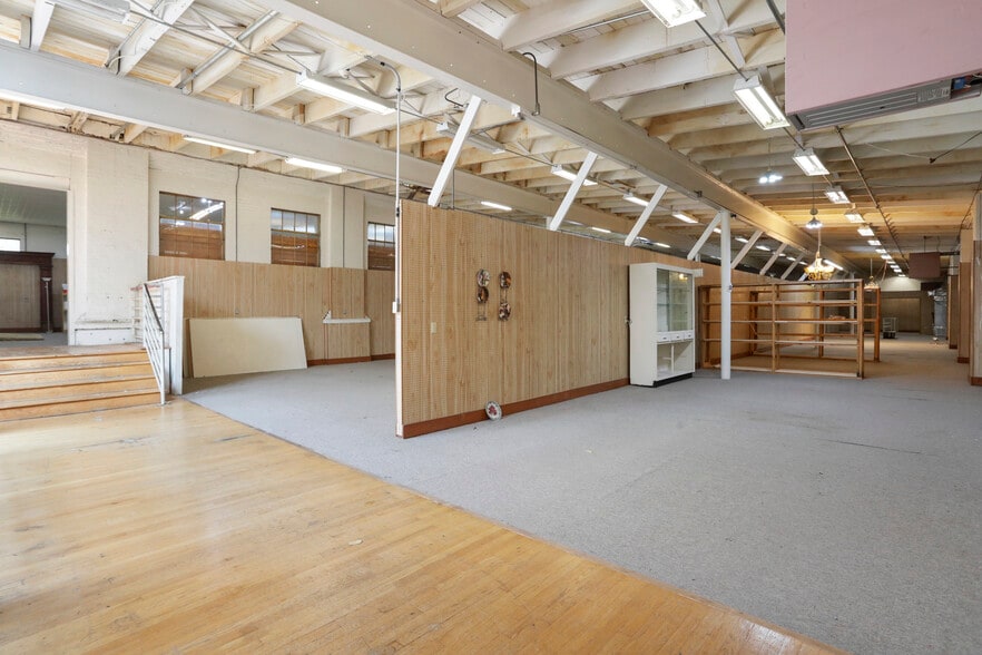 More Photos Of 144 Runnymeade rd, Bunker Hill Specialty For Sale