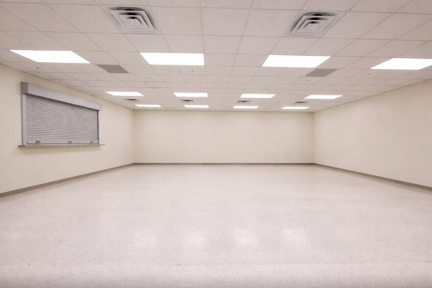 More Photos Of 3425 Lake Alfred Rd, Winter Haven Medical For Lease