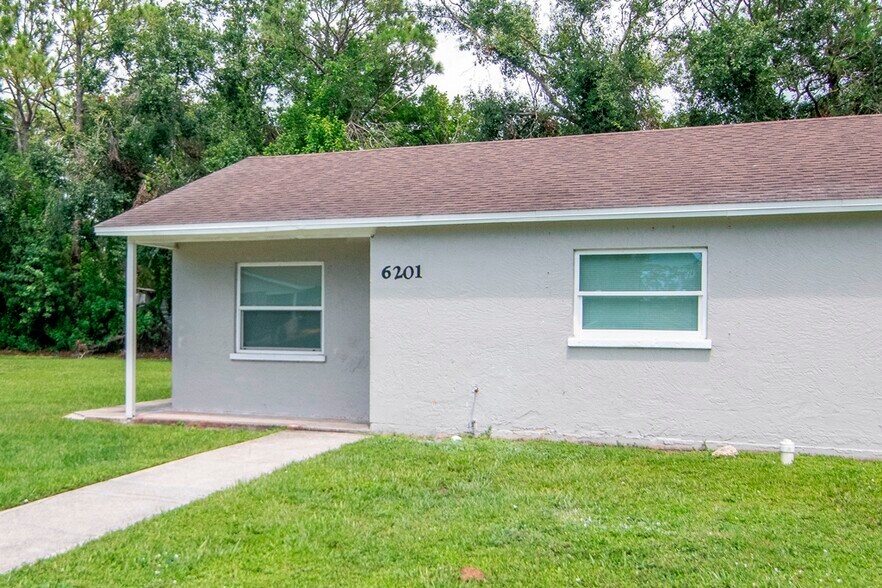 More Photos Of , Bradenton Multifamily For Sale