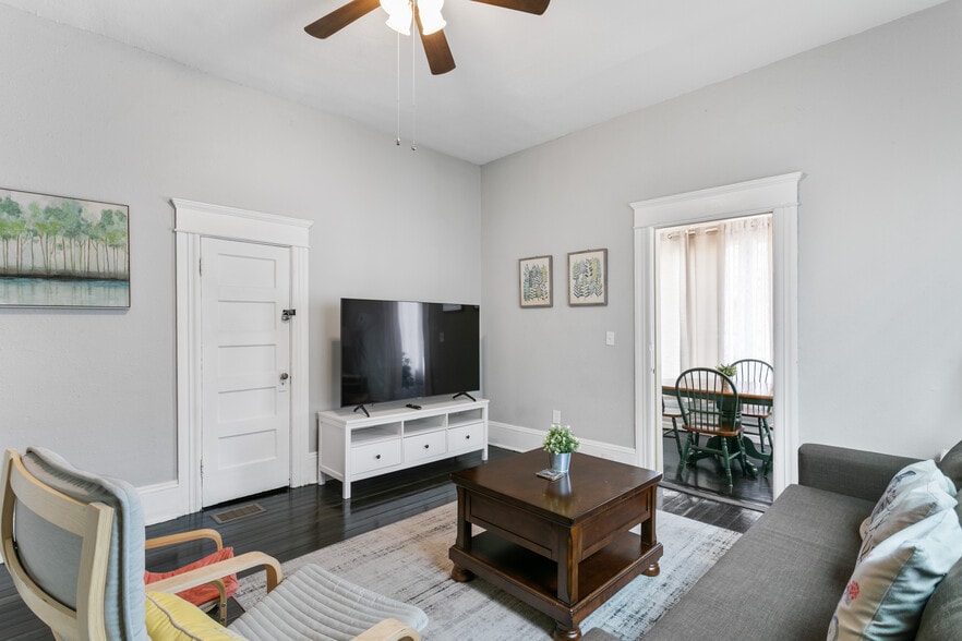 More Photos Of 1720 W Hills Ave, Tampa Apartments For Sale