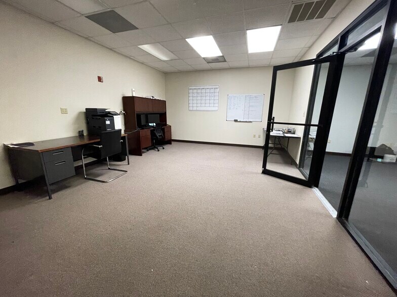 More Photos Of 1920 Boothe Cir, Longwood Office For Lease