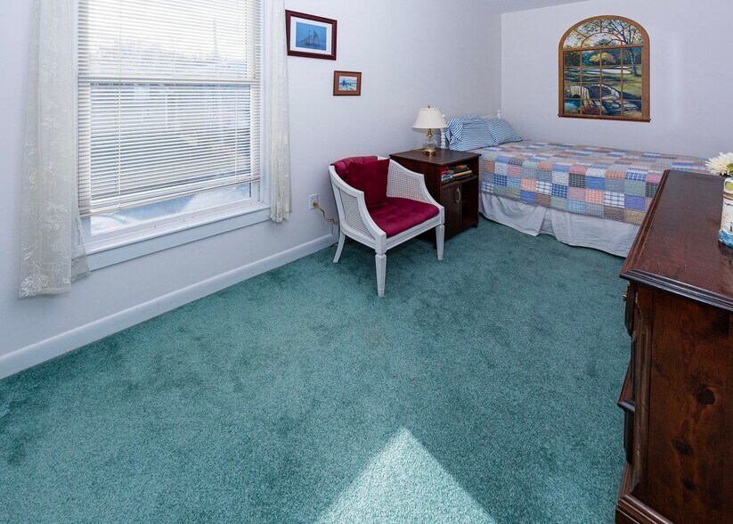 More Photos Of 109 Shore Rd, Southwest Harbor Flex For Sale